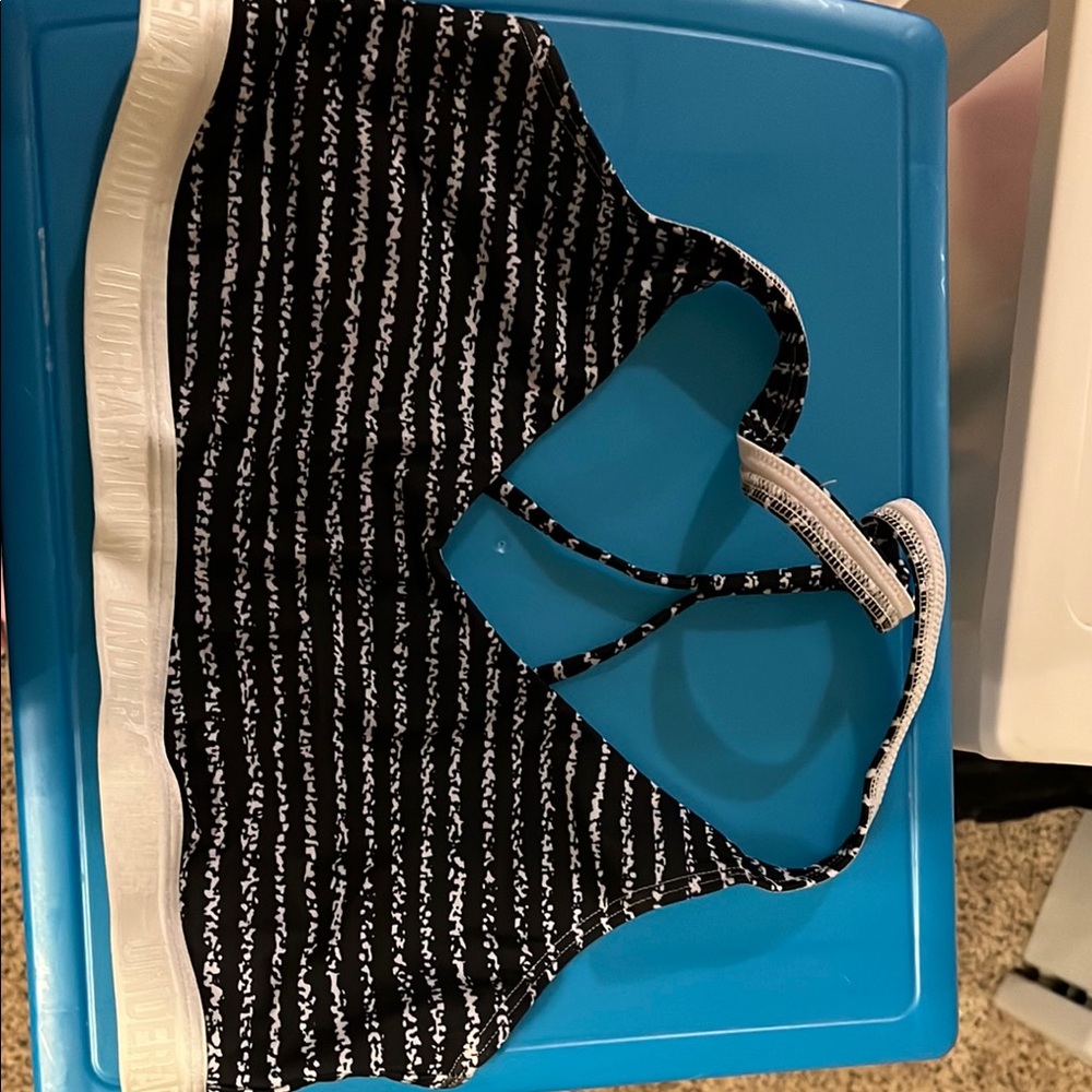 Under Armour Black and White Patterned Sports Bra
